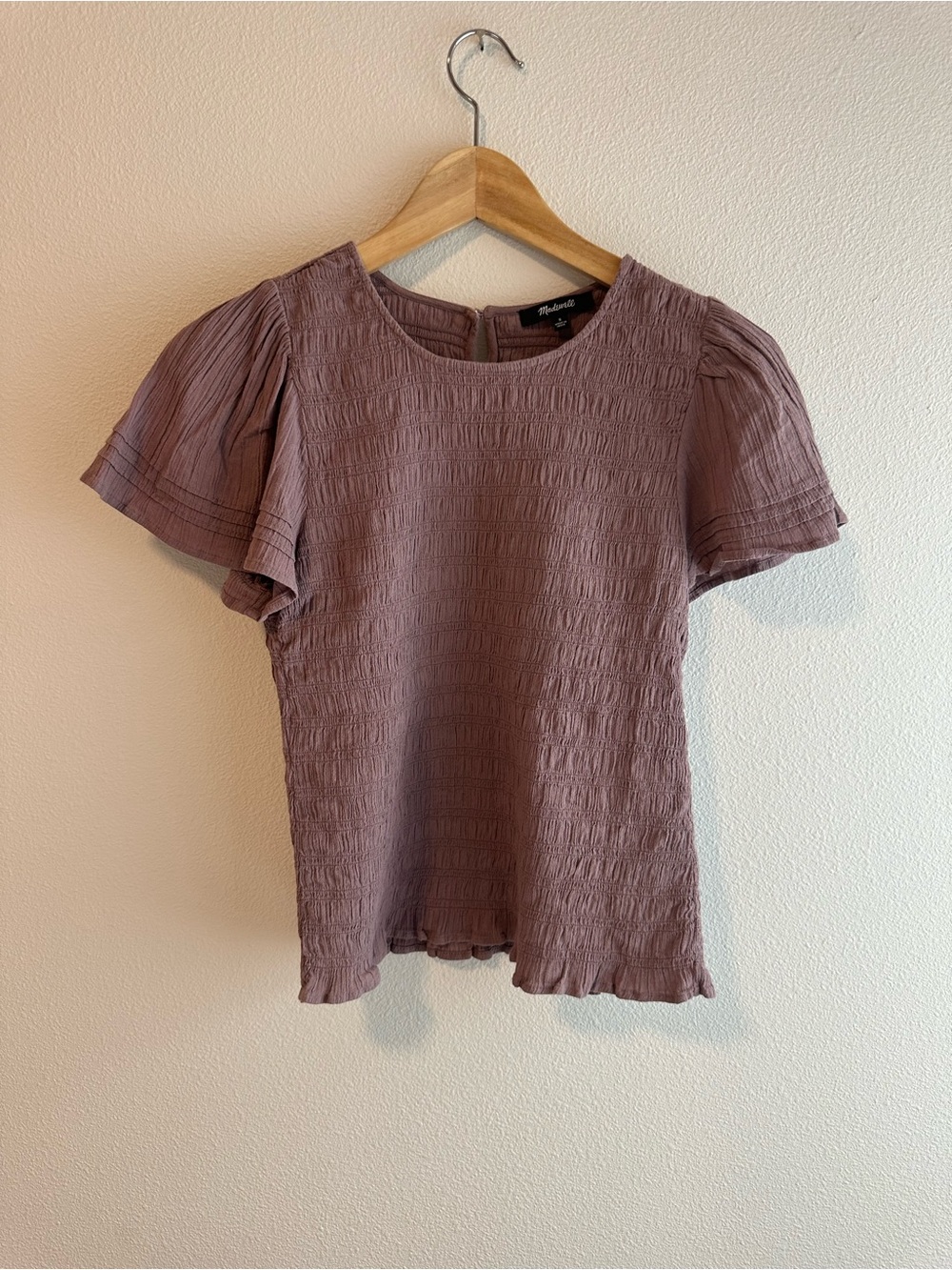 Madewell Lucie Flutter Sleeve Smocked Top Womens size small purple